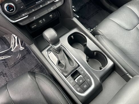Used 2019 Hyundai Santa Fe Limited AWD/4WD image 23