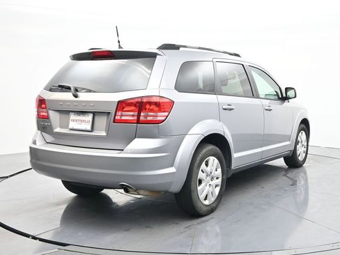 Used 2018 Dodge Journey SE image 6