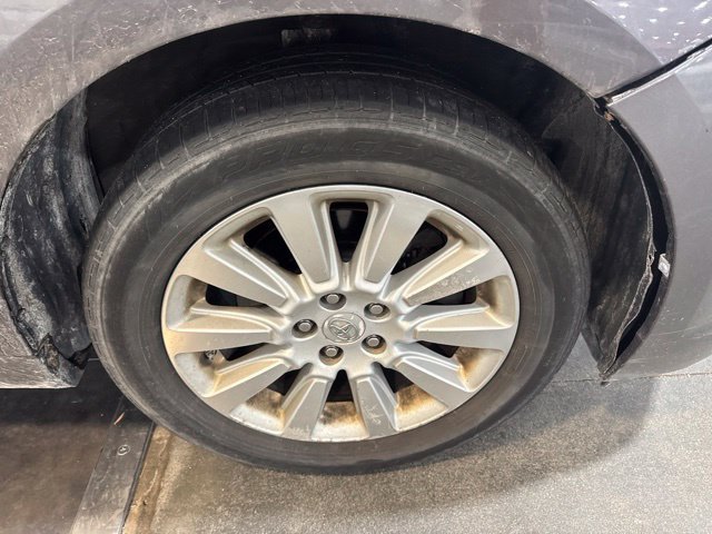 Used 2012 Toyota Sienna XLE AWD/4WD image 2