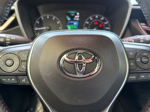 Certified 2024 Toyota Corolla SE w/ SE Package FWD image 29