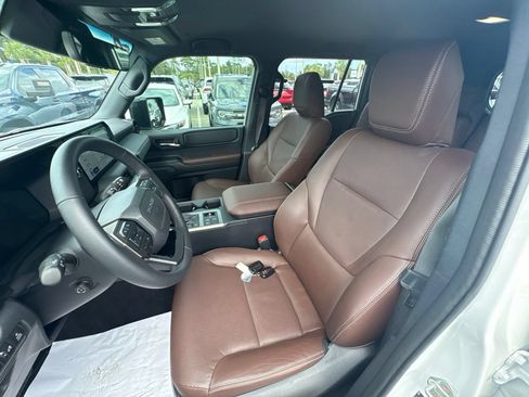 Used 2025 Toyota Land Cruiser AWD/4WD image 17