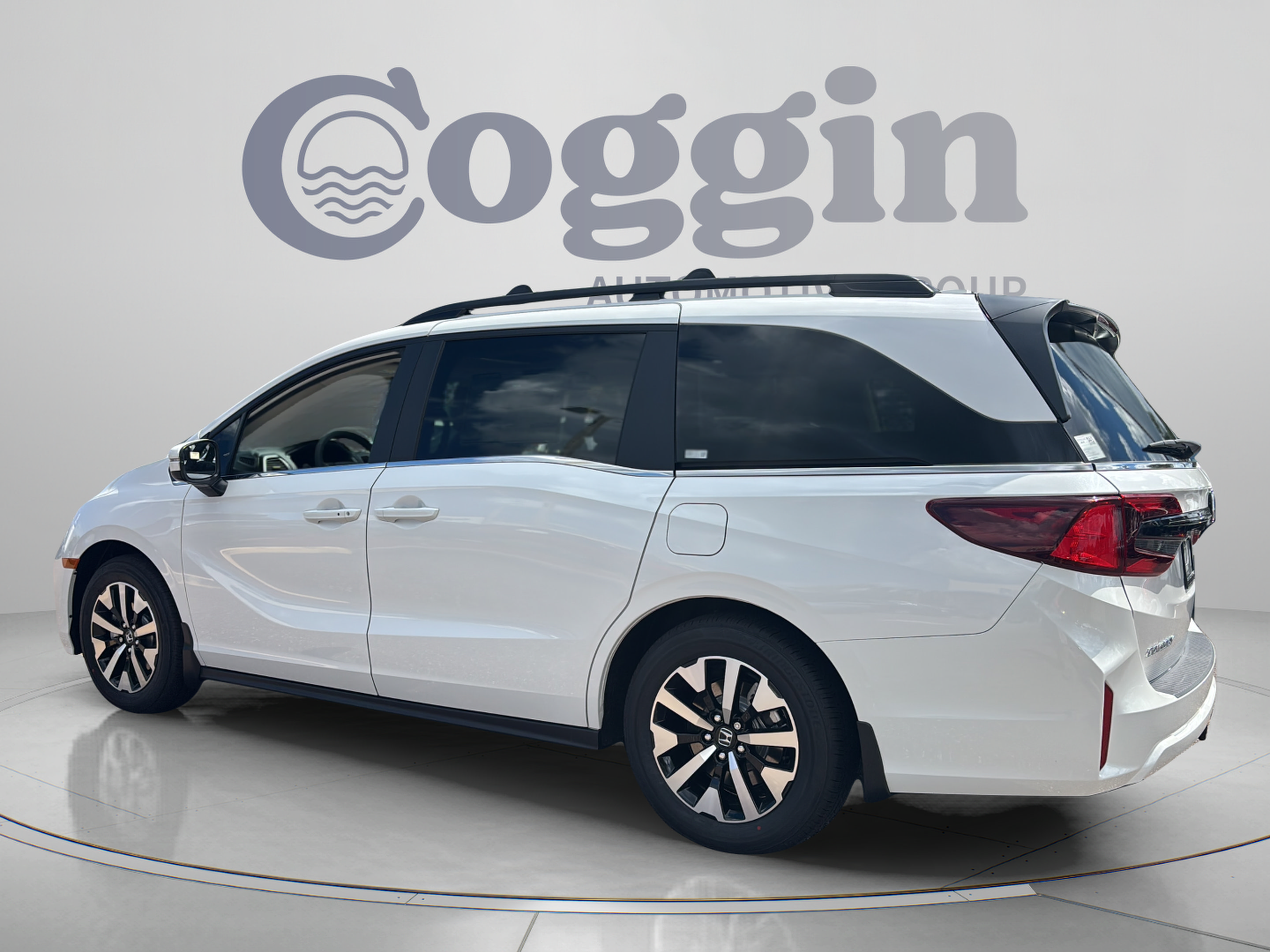 New 2026 Honda Odyssey EX-L image 3