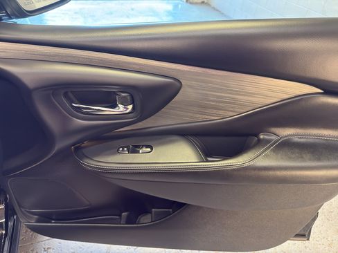 Used 2018 Nissan Murano SL w/ Moonroof Package AWD/4WD image 22