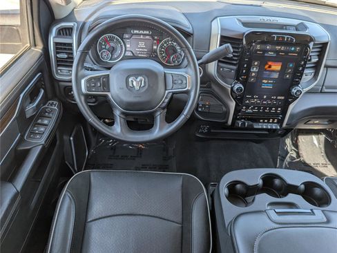 Used 2024 RAM 2500 Laramie AWD/4WD image 19