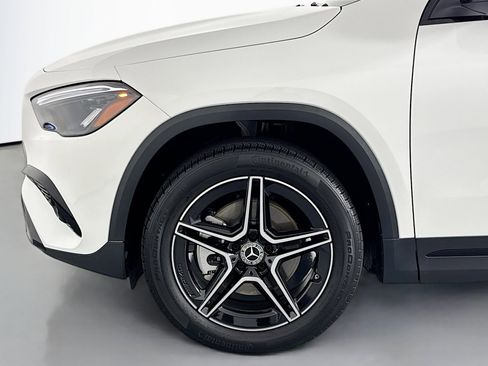 Certified 2026 Mercedes-Benz GLA 250 image 11