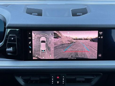 Certified 2025 Porsche Cayenne image 27