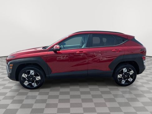 Used 2025 Hyundai Kona SEL AWD/4WD image 2