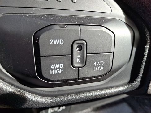 New 2026 RAM 5500 Tradesman w/ Chrome Appearance Group AWD/4WD image 14