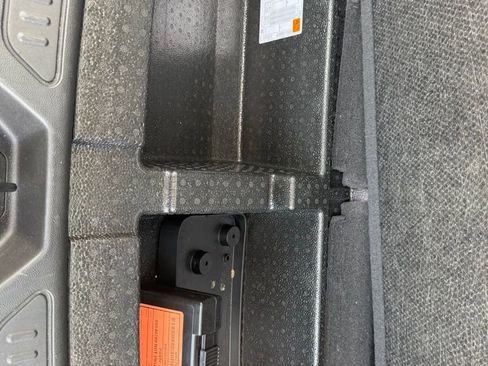 Used 2022 GMC Acadia Denali w/ Denali Ultimate Package FWD image 43