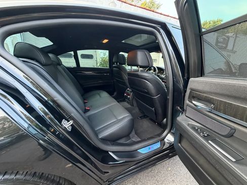 Used 2015 BMW 740i RWD image 33