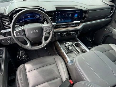 Certified 2024 Chevrolet Silverado 1500 LT Trail Boss w/ LT Trail Boss Premium Package AWD/4WD image 8