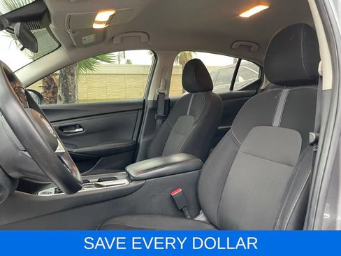 Used 2024 Nissan Sentra SV FWD image 13