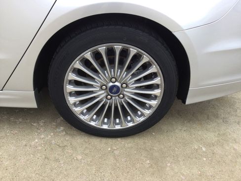 Used 2014 Ford Fusion Titanium image 5