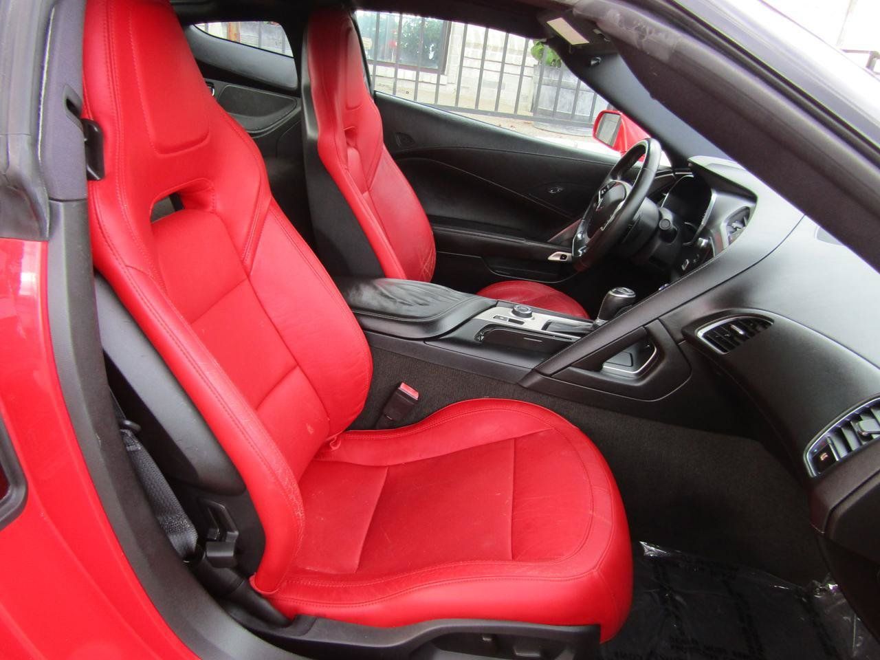 Used 2016 Chevrolet Corvette Stingray Coupe RWD image 11