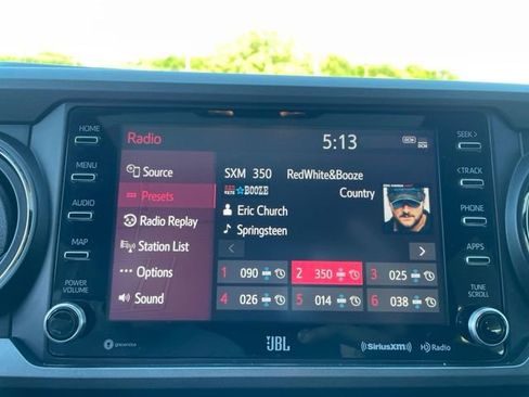 Used 2021 Toyota Tacoma TRD Off-Road w/ TRD Premium Off Road Package AWD/4WD image 19