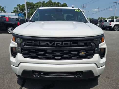 Used 2026 Chevrolet Silverado 1500 Custom RWD image 8