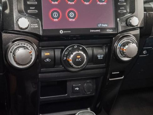 Used 2020 Toyota 4Runner TRD Off-Road AWD/4WD image 18
