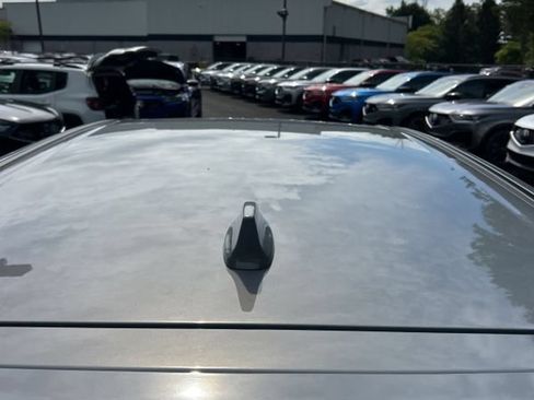 Used 2024 Honda CR-V EX-L image 18