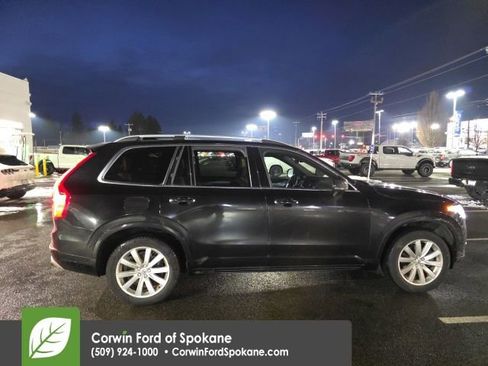 Used 2018 Volvo XC90 T5 Momentum w/ Convenience Package image 13