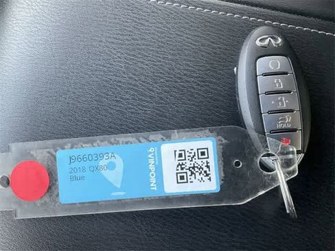 Used 2018 INFINITI QX80 w/ Deluxe Technology Package image 19