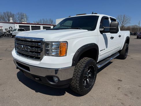 Used 2013 GMC Sierra 2500 SLE w/ SLE Preferred Package image 1