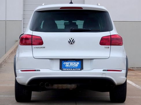 Used 2017 Volkswagen Tiguan Sport image 16