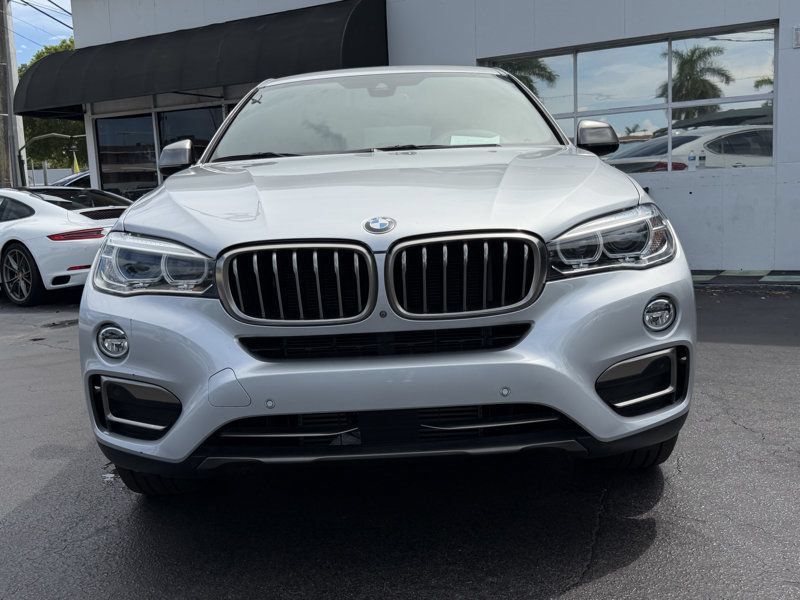 Used 2019 BMW X6 sDrive35i w/ Premium Package RWD image 10
