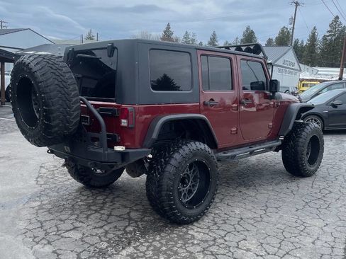 Used 2010 Jeep Wrangler Unlimited Rubicon w/ Trailer Tow Group image 5