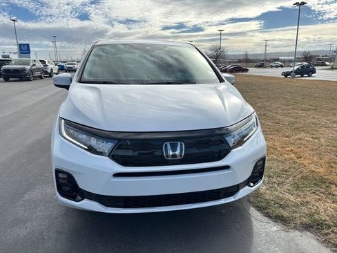 New 2026 Honda Odyssey Elite image 8