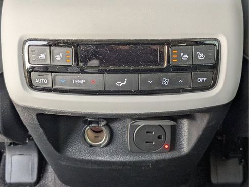 Used 2025 Hyundai Palisade SEL image 14