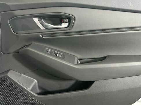 Used 2025 Honda Accord SE image 22