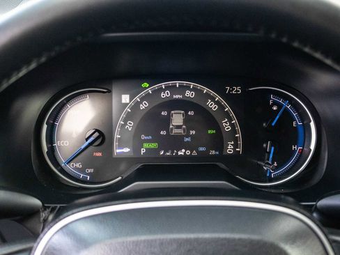 Certified 2025 Toyota RAV4 XSE image 35