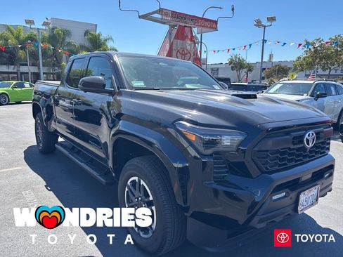 Used 2025 Toyota Tacoma TRD Sport w/ TRD Sport Premium Package AWD/4WD image 1