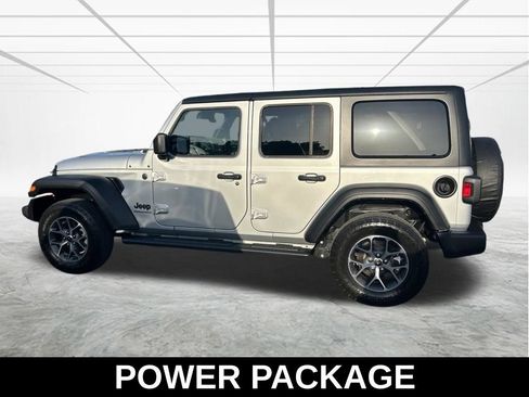 Used 2024 Jeep Wrangler Unlimited Sport AWD/4WD image 8