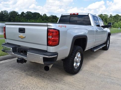 Used 2017 Chevrolet Silverado 3500 LTZ w/ Duramax Plus Package AWD/4WD image 8