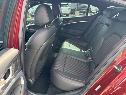 Used 2024 Genesis G70 3.3T Advanced image 17