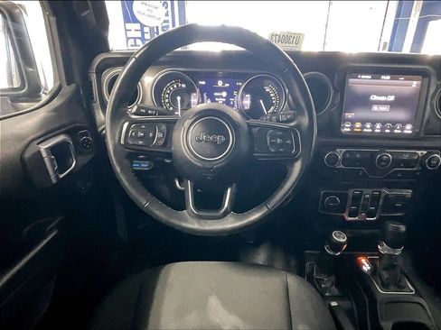 Used 2023 Jeep Wrangler Unlimited w/ Cold Weather Group AWD/4WD image 17