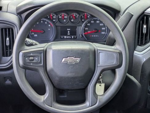 Used 2019 Chevrolet Silverado 1500 Custom Trail Boss w/ Custom Convenience Package AWD/4WD image 19