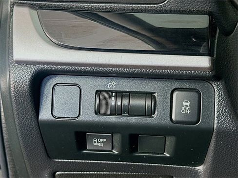 Used 2016 Subaru Crosstrek 2.0i Limited w/ Popular Package #2 image 10