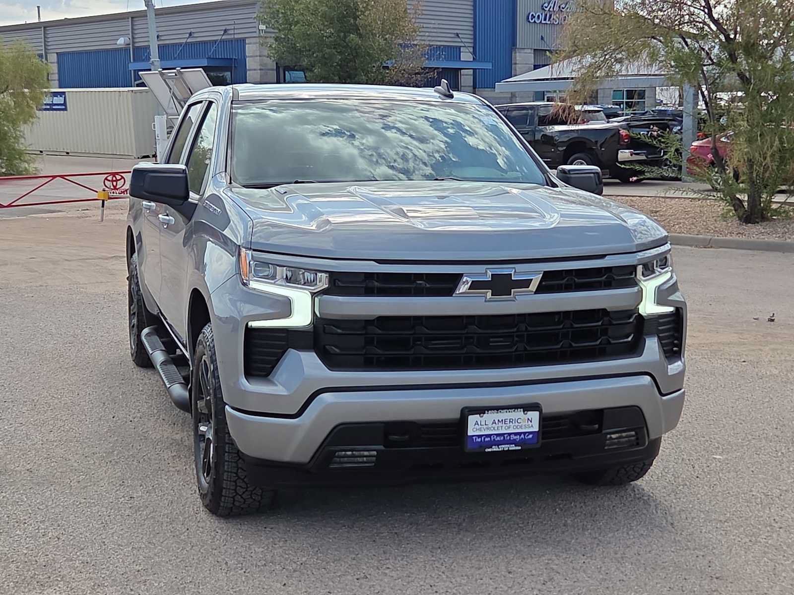 Used 2026 Chevrolet Silverado 1500 RST w/ RST Select Package RWD image 3