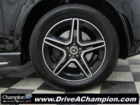 Used 2020 Mercedes-Benz GLE 350 4MATIC image 3