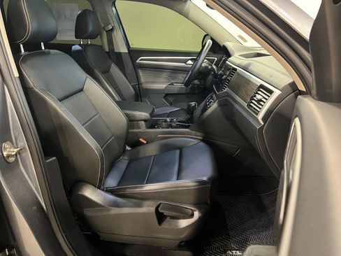 Used 2022 Volkswagen Atlas SE image 39