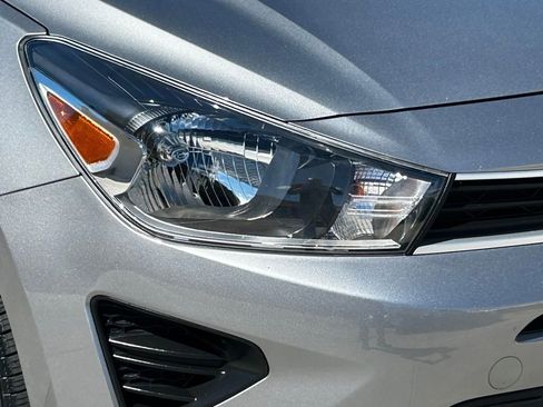Used 2021 Kia Rio S image 11