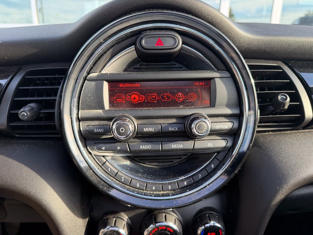 Used 2015 MINI Cooper S FWD image 7