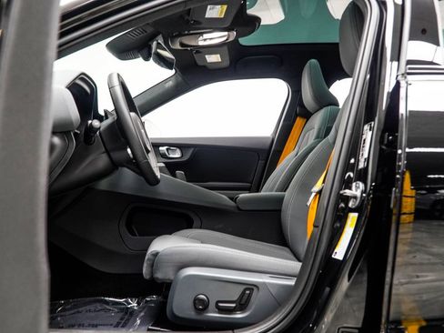 Used 2023 Polestar Polestar 2 w/ Pilot Pack AWD/4WD image 35