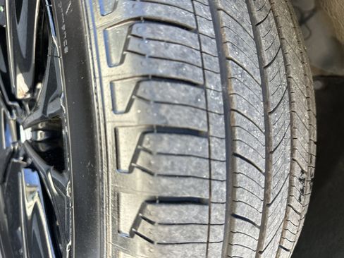 Used 2024 Honda CR-V Sport Touring image 7