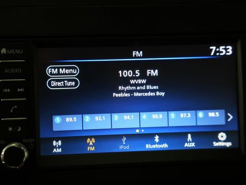 Used 2021 Nissan Frontier SV w/ Midnight Edition Floor Mats image 19