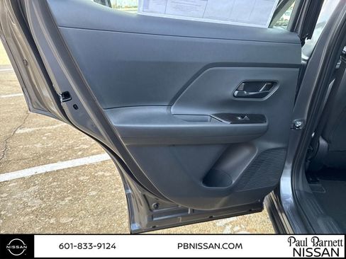 New 2026 Nissan Kicks S image 27