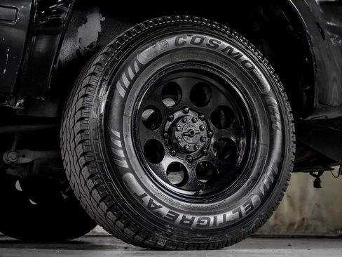 Used 2004 Ford Excursion Limited AWD/4WD image 52