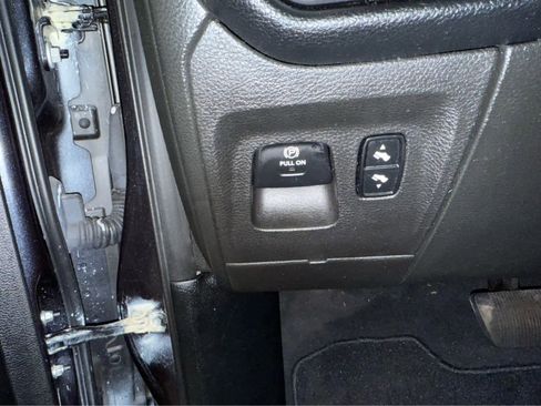 Used 2019 RAM 1500 Big Horn image 13